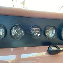 Sea ray 500 db sedan bridge