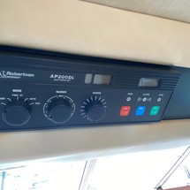 Sea ray 500 db sedan bridge