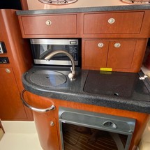 Boston Whaler 305 Conquest