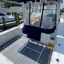 Boston Whaler 305 Conquest