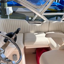 Grady-White Express 330
