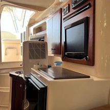 Grady-White Express 330