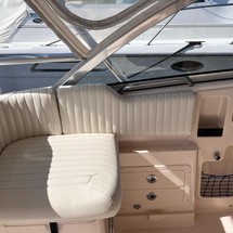 Grady-White Express 330