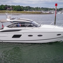 Princess V39