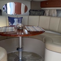 Chaparral 330 Signature