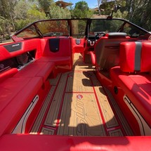 Super Air Nautique G23