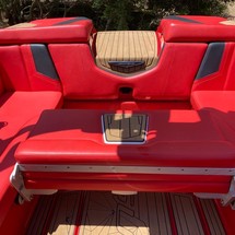 Super Air Nautique G23