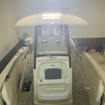 Cobia 217 center console