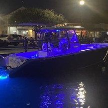 Cobia 217 center console