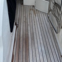 Riviera 4400 Sport Yacht