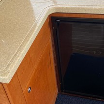 Riviera 4400 Sport Yacht