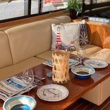 Riviera 4400 Sport Yacht