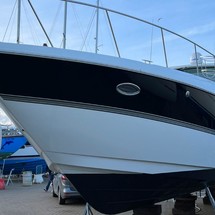 Cruisers Yachts 390 Sports Coupe