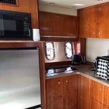Cruisers Yachts 390 Sports Coupe