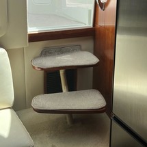 Cruisers Yachts 390 Sports Coupe
