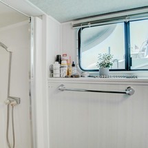 Outer Reef 580 Motoryacht