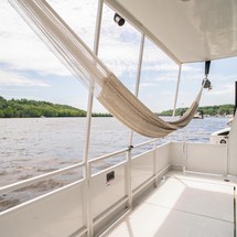 Outer Reef 580 Motoryacht