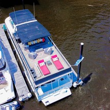 Outer Reef 580 Motoryacht