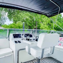 Outer Reef 580 Motoryacht