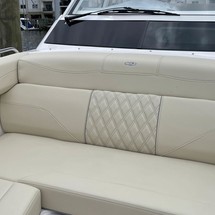 Regal 33 SAV
