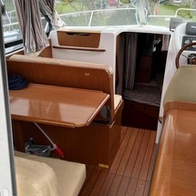 Beneteau Antares 8