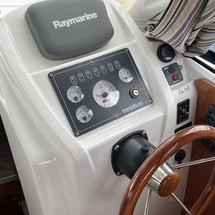 Beneteau Antares 8