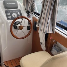 Beneteau Antares 8