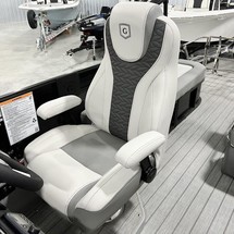 Hinckley Center Console 29