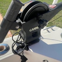 Hydra-sports bay bolt 2000 center console