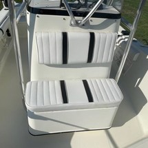 Hydra-sports bay bolt 2000 center console