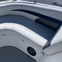 Hurricane 188 sport sundeck