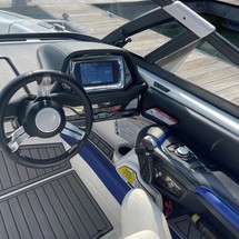 Super Air Nautique G25