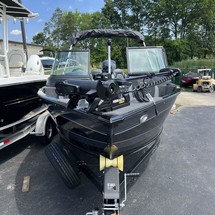 Lund Boats 1875 Impact Sport