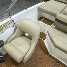 Hurricane 201 sundeck sport