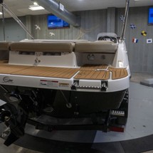 Hurricane 201 sundeck sport