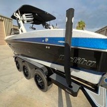 Malibu Wakesetter 24 MXZ