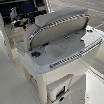 Boston Whaler 270 Dauntless