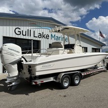 Boston Whaler 270 Dauntless