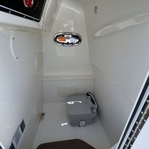 Boston Whaler 270 Dauntless