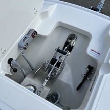 Boston Whaler 270 Dauntless