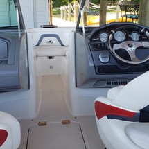 Monterey 204FS