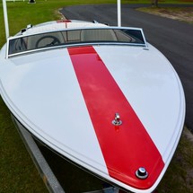 Donzi 18
