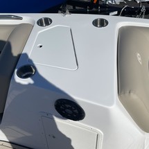 Hurricane 188 sport sundeck