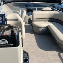 Sun Tracker Bass Buggy 18 DLX