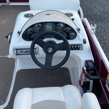 Hurricane fundeck 232