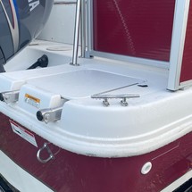 Hurricane fundeck 232