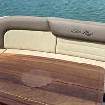 Sea Ray 330 Sundancer