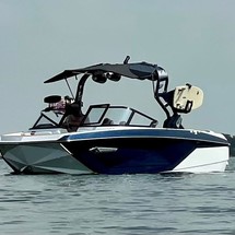 Super Air Nautique G23