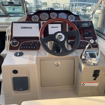 Sea Ray 330 Sundancer
