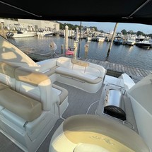 Sea Ray 330 Sundancer